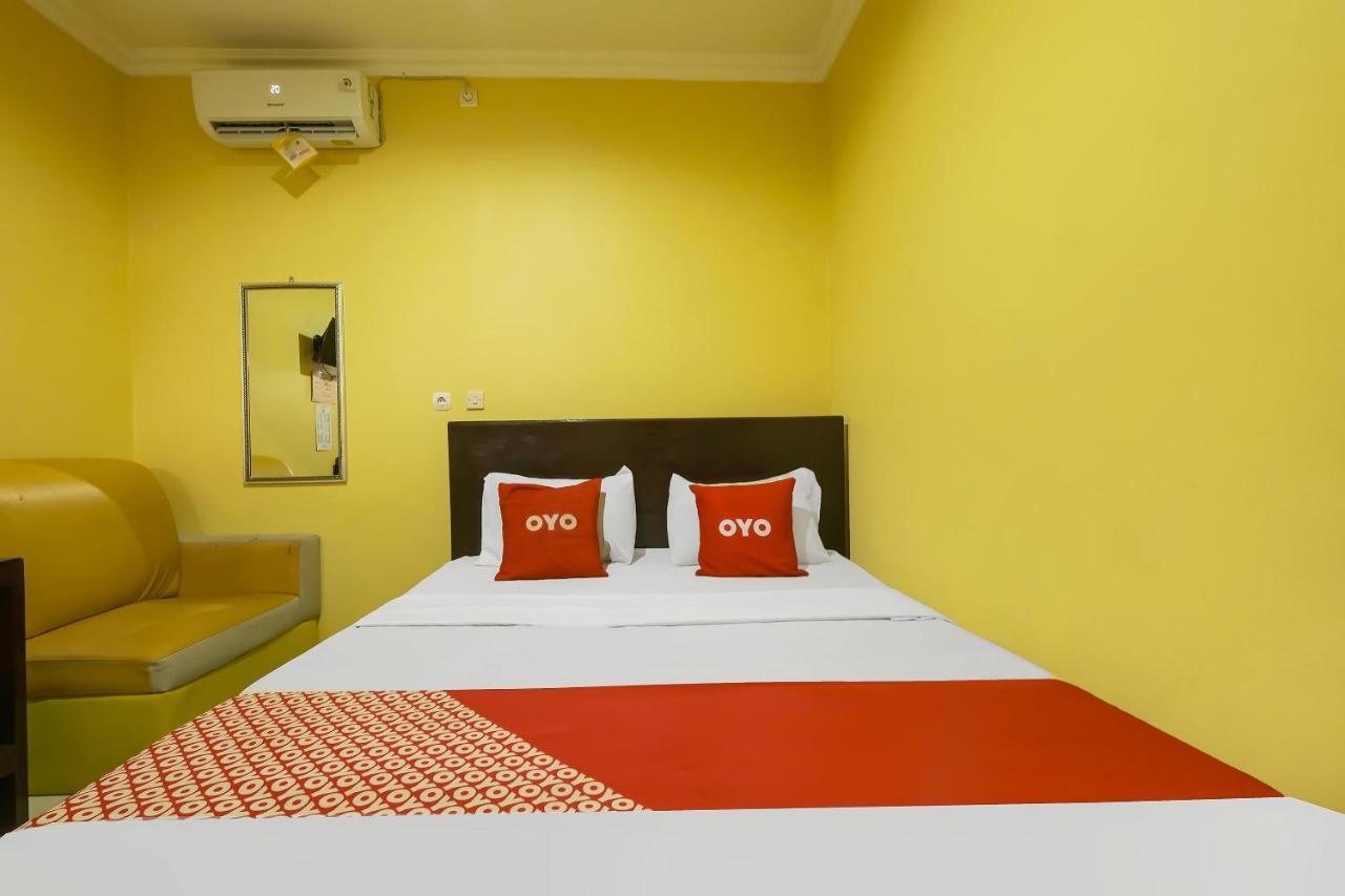 Oyo 92483 Hotel Kirana Salatiga Exterior photo